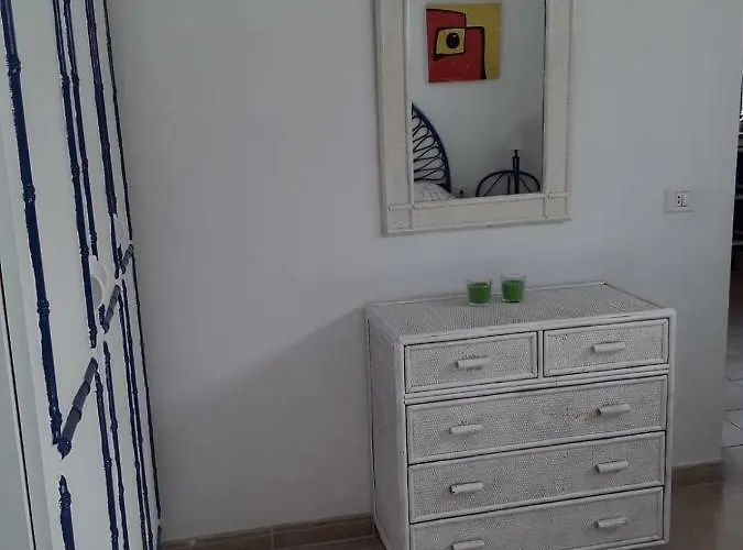 Bright In Chayofita Apartman *